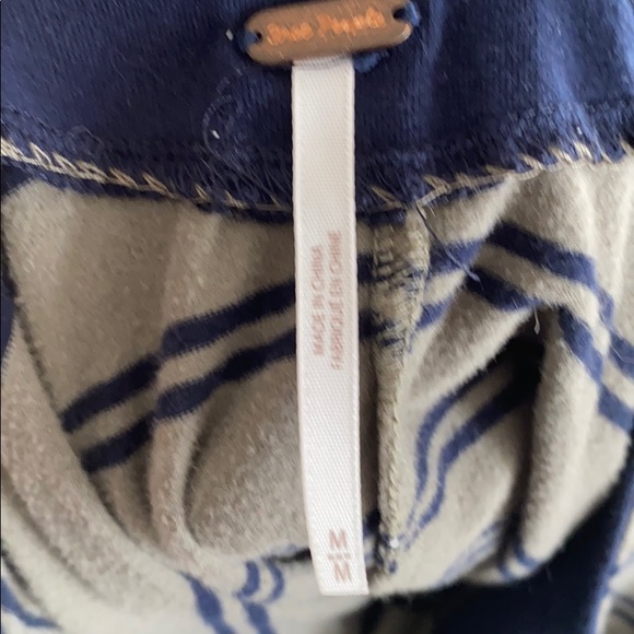 Free People Stripped Mock Neck Top Sz. M - Picture 4 of 4